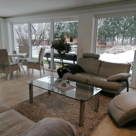 Apartament Froschkoenig Mit Teichblick Trendelburg
