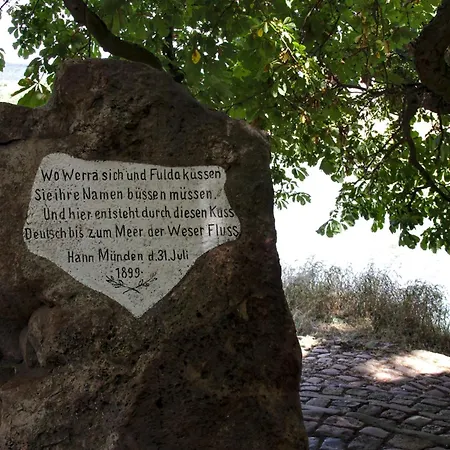 Froschkönig Mit Teichblick Apartment *