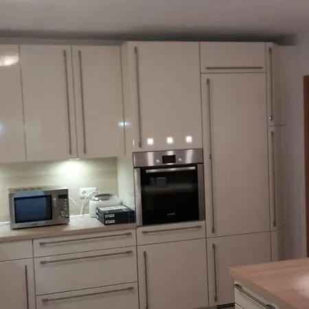 Froschkoenig Mit Teichblick Apartment Trendelburg