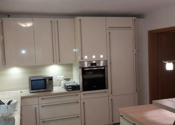 Froschkoenig Mit Teichblick شقة Trendelburg